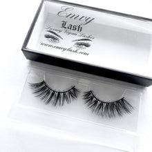 Load image into Gallery viewer, Emvy Vegan Lash - &quot;SugarBabe&quot; / 3D
